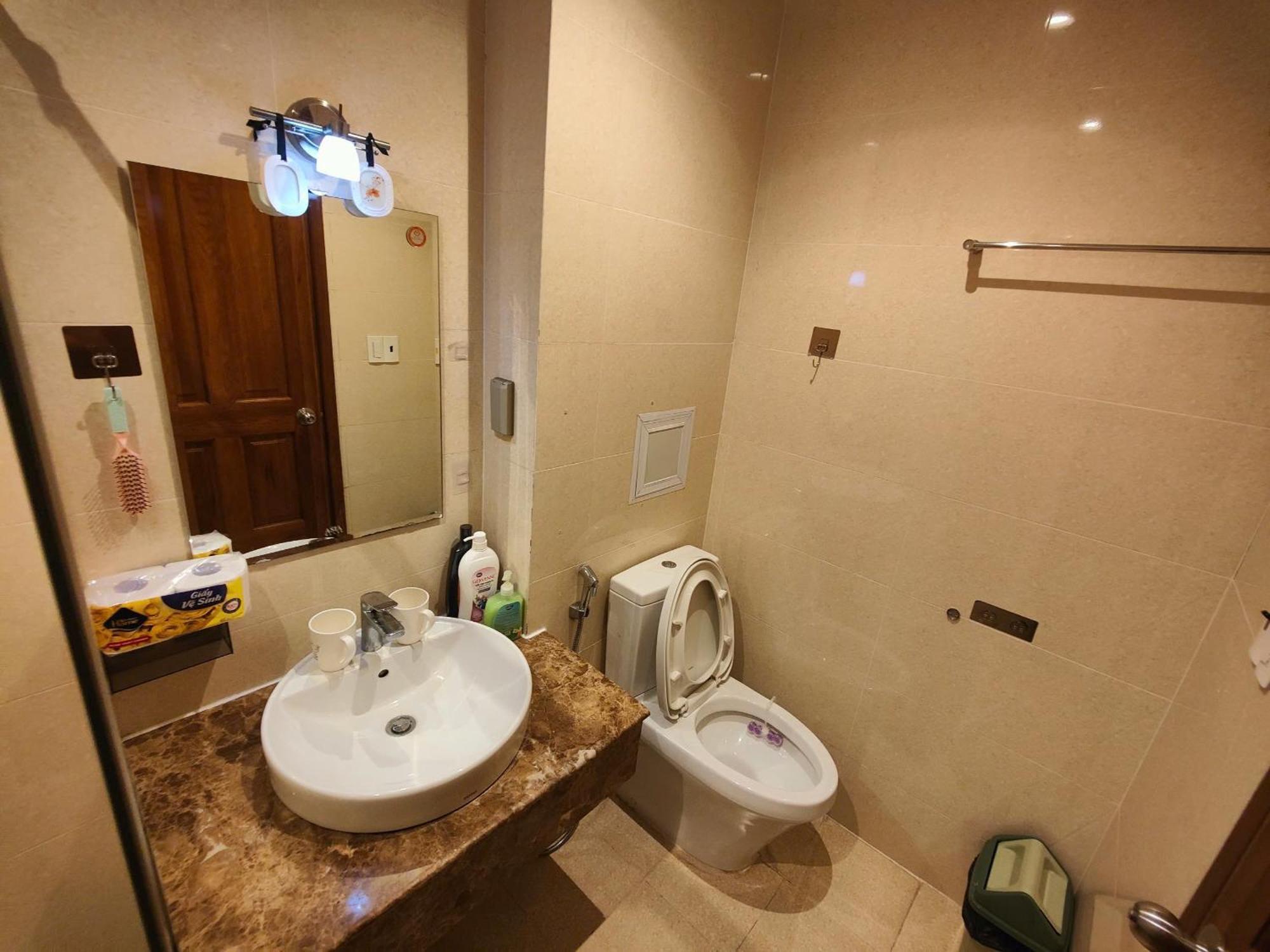Apartment Ho 1 Giuong Gan San Bay Ho Chi Minh City